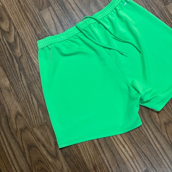Capelli Sport * Men’s HighLighter Green Soccer / Training Shorts * Large - Picture 6 of 10
